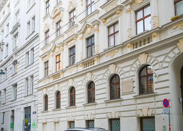 Premium For 4 Near Museumsquartier Metro U2 & U3 Apartment