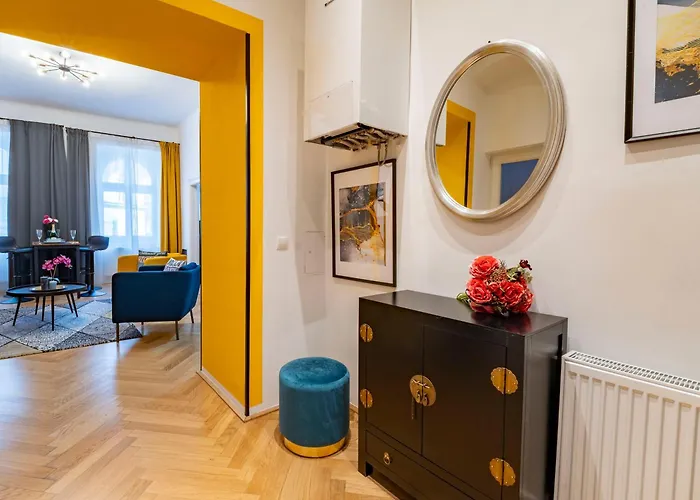 Premium For 4 Near Museumsquartier Metro U2 & U3 * Wien